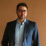 Dr. Laertes Thomaz Júnior afirma que São Paulo ganha destaque internacional na cirurgia plástica facial